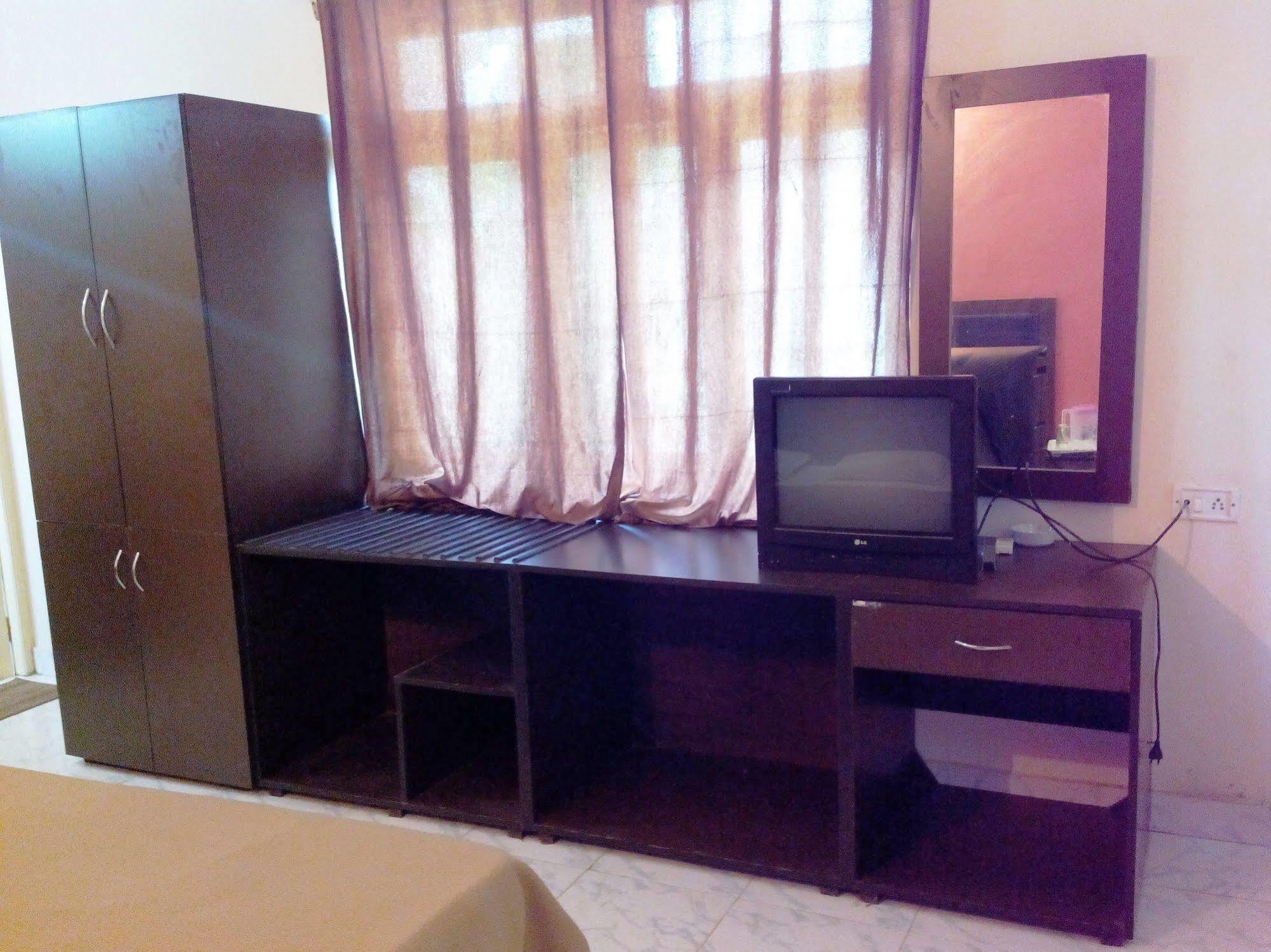 Royal Mirage Beach Resort Candolim Buitenkant foto
