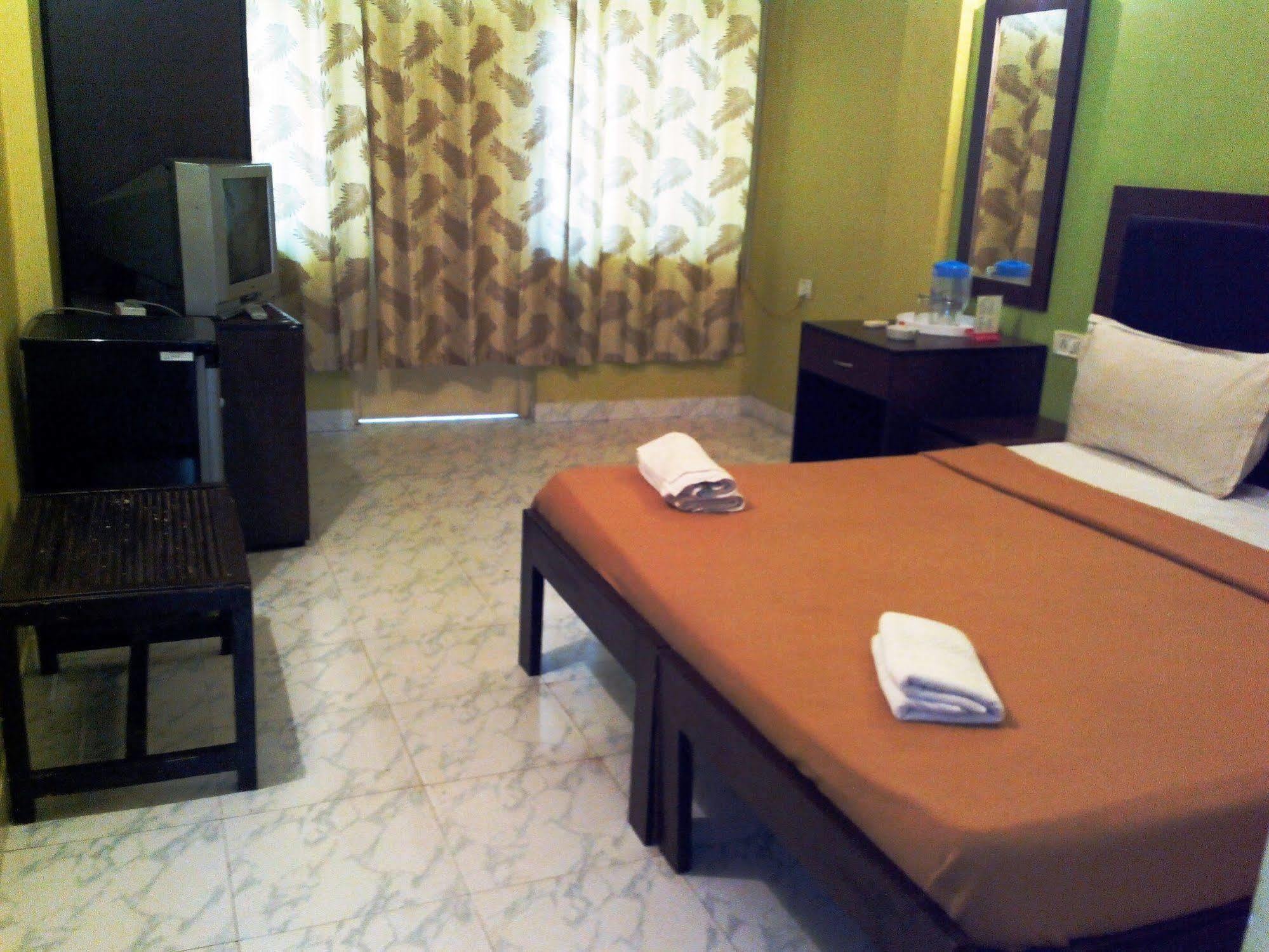 Royal Mirage Beach Resort Candolim Buitenkant foto